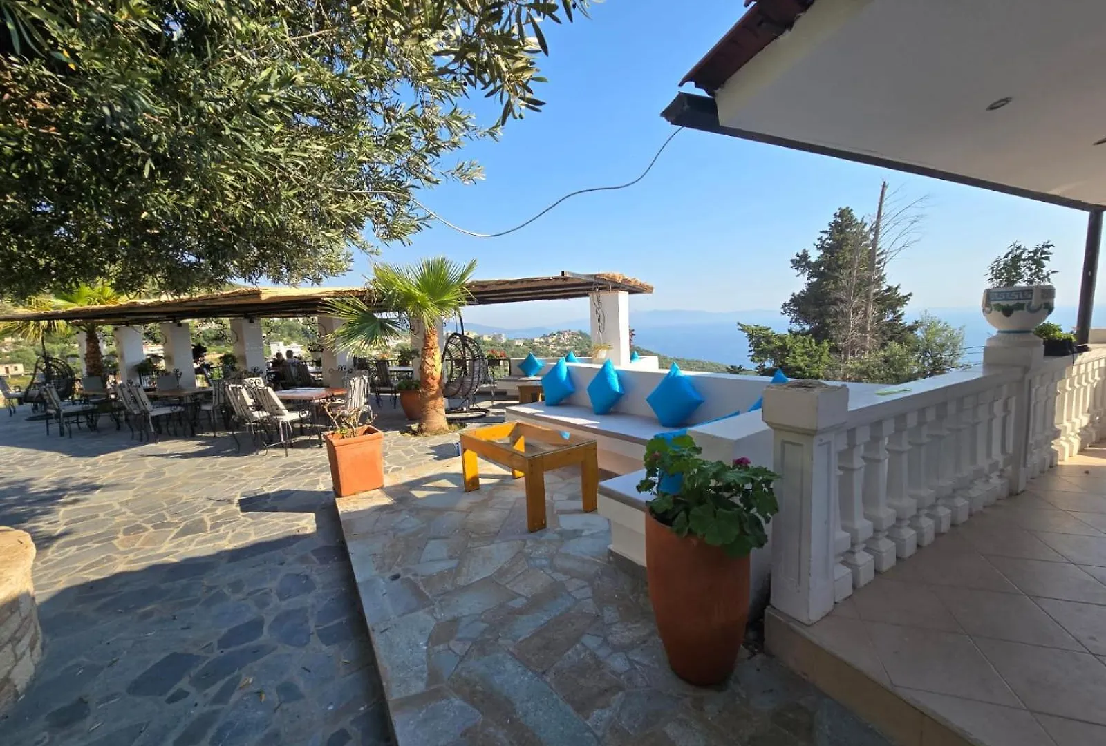 Hotel Panorama Piqeras 0*,  אלבניה